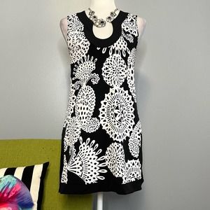 White House Black Market WHBM Geometric Jersey Sleeveless Tunic Top